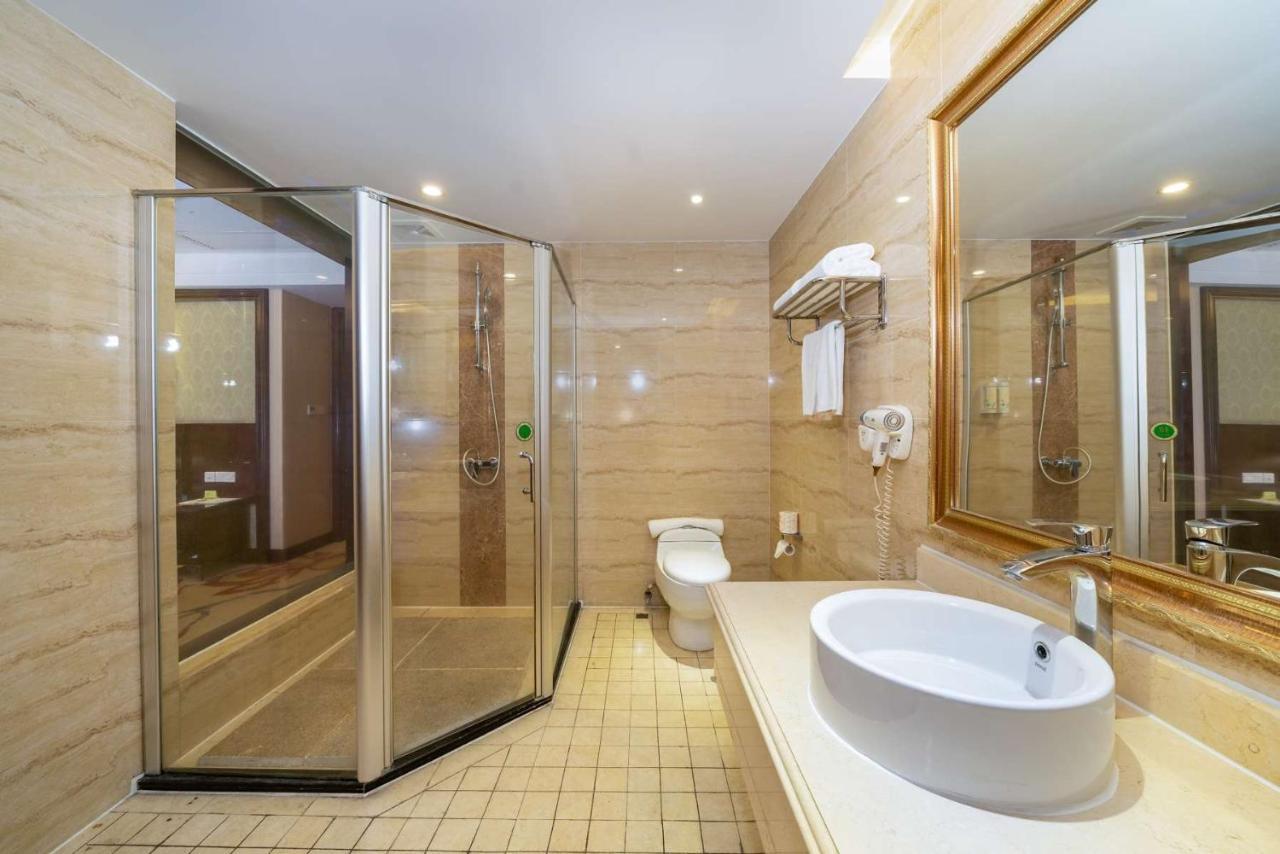 Vienna Hotel Dongguan Houjie Exhibition Center Kültér fotó
